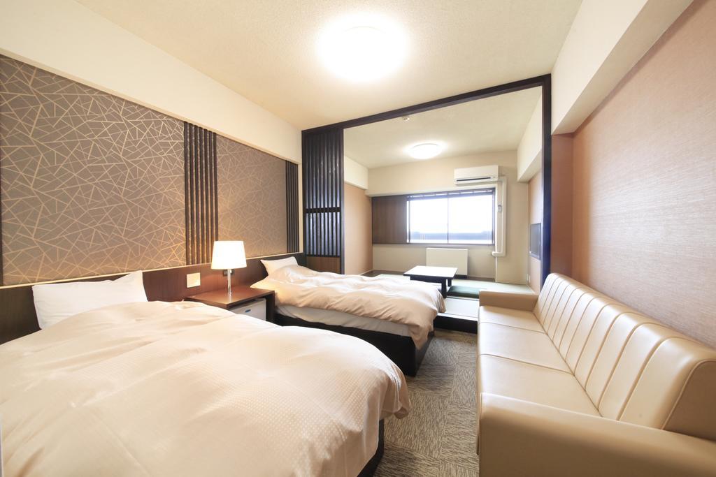 Hotel Alpen Blick Myoko Kamer foto