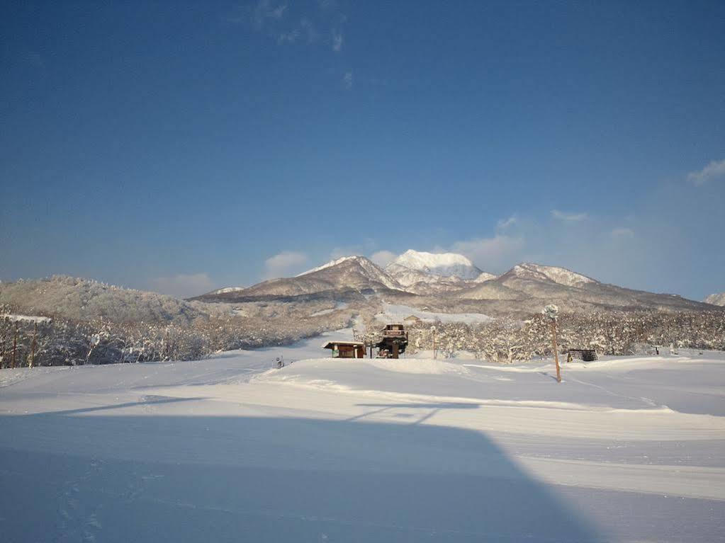 Hotel Alpen Blick Myoko Buitenkant foto
